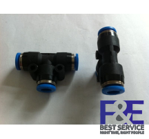 Đầu nối Festo QST-8-4