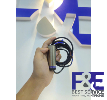 Cảm biến tiệm cận Telemecanique XSAV12373EX