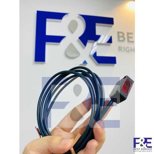 CẢM BIẾN E3Z-D61- OMRON
