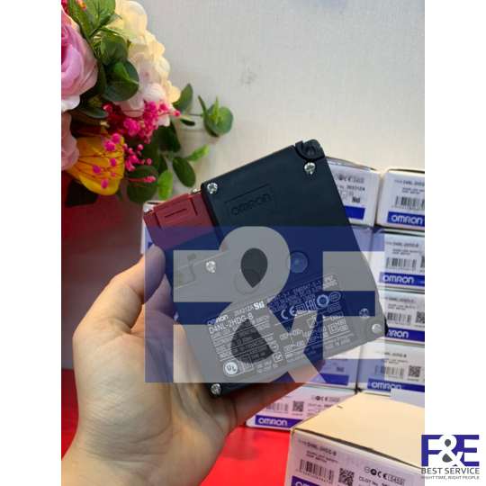 CÔNG TẮC HÀNH TRÌNH OMRON D4NL-2HDG-B