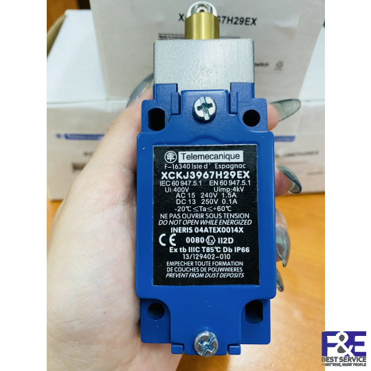 Công tắc hành trình XCKJ3967H29EX Telemecanique-Schneider