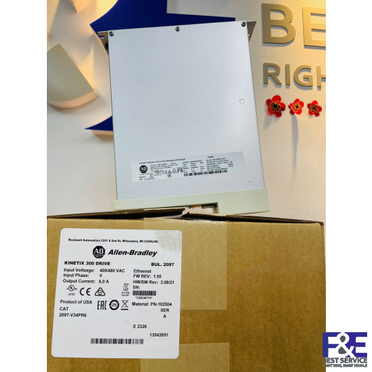  Bộ điều khiển KINETIX300 Model：2097-V34 PR6