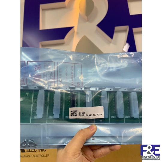 Đế PLC Q312B Mitsubishi