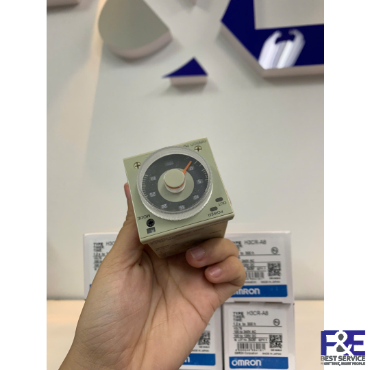 Bộ định thời đa chức năng Omron H3CR-A8 AC100-240/DC100-125OMI 